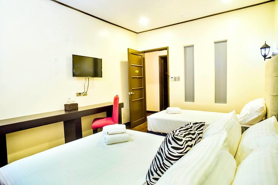 The Ambassador Hotel Tacloban Dış mekan fotoğraf