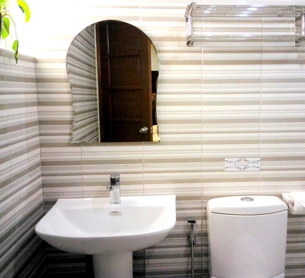 The Ambassador Hotel Tacloban Dış mekan fotoğraf