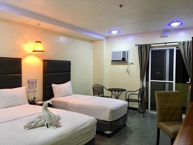 The Ambassador Hotel Tacloban Dış mekan fotoğraf